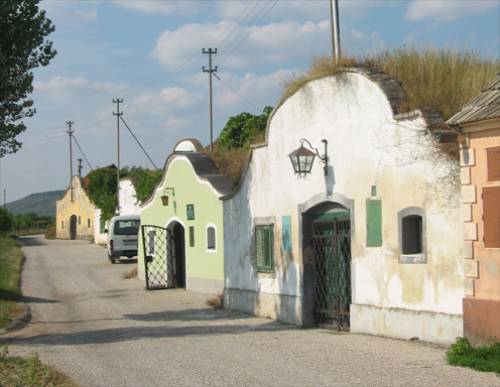 Hadersdorf - Kellergasse