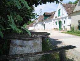 Mailberg - Kellergasse Mailberg - Kellergasse