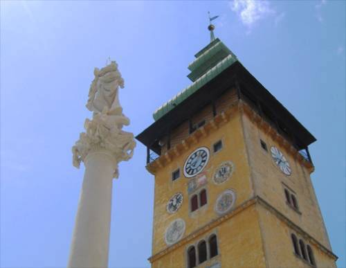 Retz - Hauptplatz/ Kirchturm