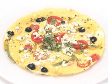 Tomaten-Oliven-Omelett auf mediterrane Art