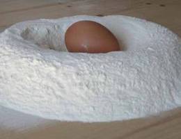 Wir beginnen mit dem Teig. Wir beginnen mit dem Teig.