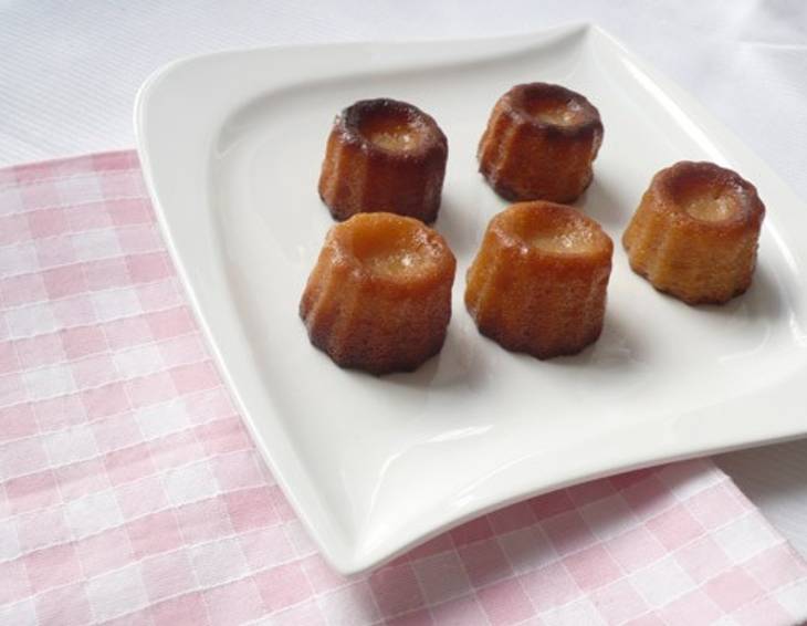 Canelés Bordelais