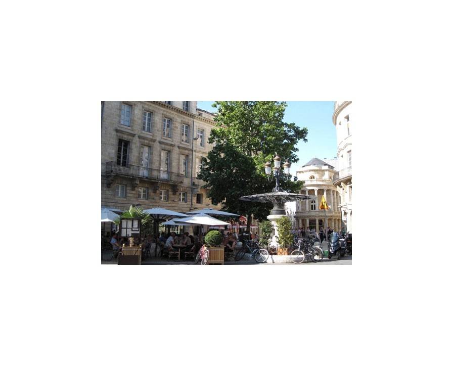 <p>Le Grand Caf&eacute; in Bordeaux-Centre</p>