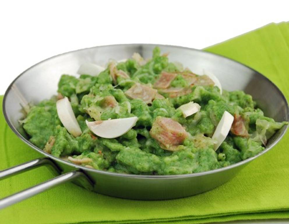 Spinat-Käse-Schinken-Spätzle mit Champignons Spinat-Käse-Schinken-Spätzle mit Champignons