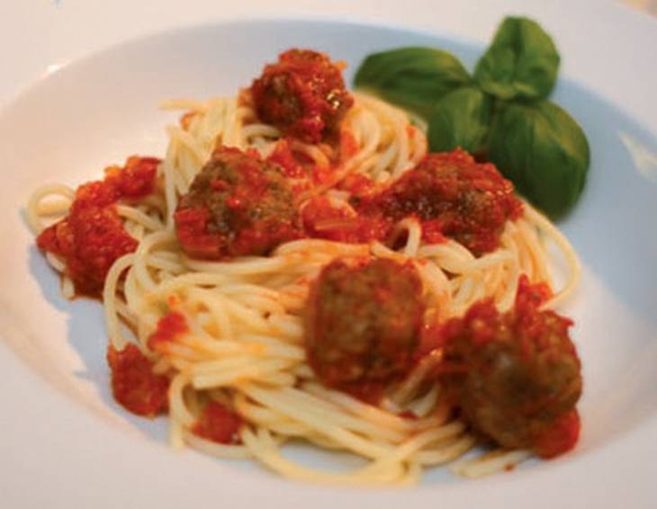 Spaghetti mit Fleischbällchen à la Susi und Strolch Spaghetti mit Fleischbällchen à la Susi und Strolch