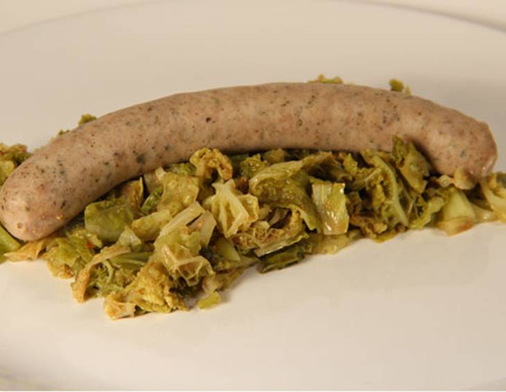 Kümmelkohlgemüse mit Bratwurst aus dem Dampfgarer Kümmelkohlgemüse mit Bratwurst aus dem Dampfgarer