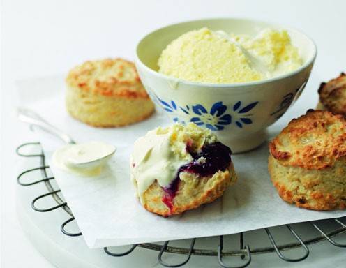 Buttermilch-Scones mit Cranberries Rezept - ichkoche.at