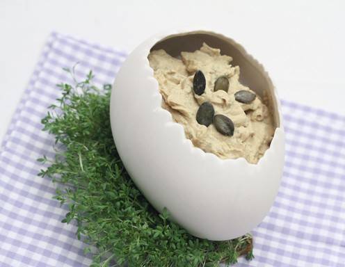 Eiaufstrich mit Kürbiskernen und Kürbiskernöl Rezept - ichkoche
