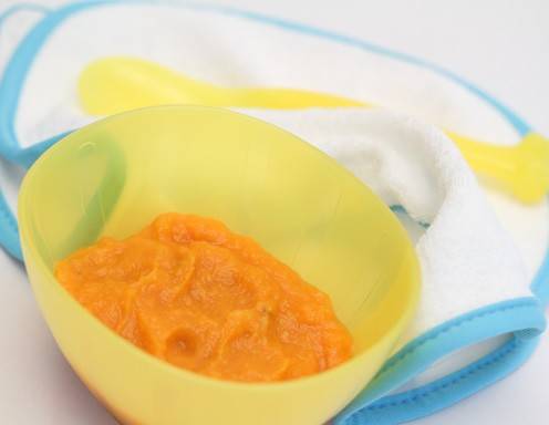 Babynahrung selbstgemacht - Karotten-Erdäpfel-Haferflocken-Brei Rezept