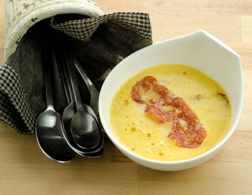 Maisschaumsuppe mit Chorizo