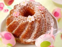 Ostergugelhupf mit Eierlikör Ostergugelhupf mit Eierlikör