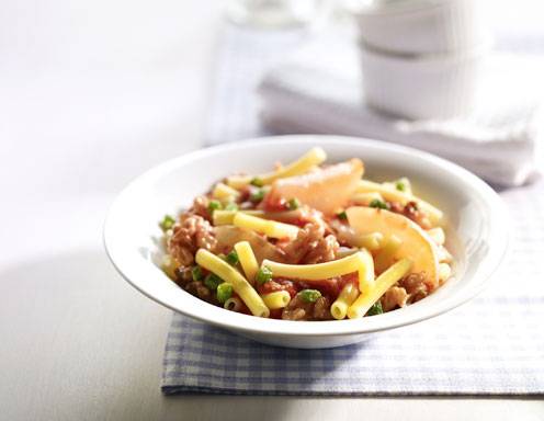 Maccheroni in Ricottasauce mit Birnen, Bohnen und Walnusskernen