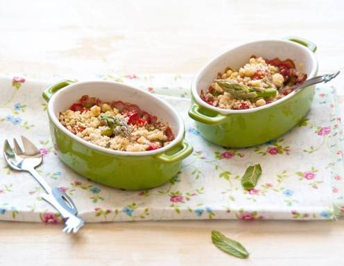 Erdbeer-Spargel-Crumble Rezept