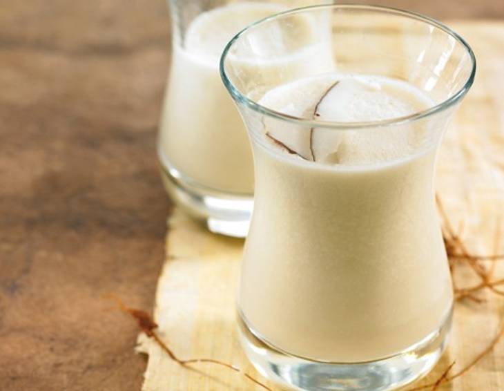 Gerstenmilch mit Kokos Gerstenmilch mit Kokos