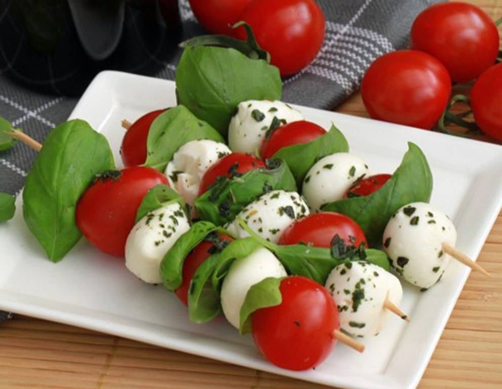 Mozzarella-Spieße Mozzarella-Spieße