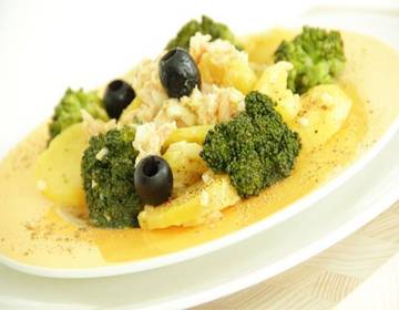 Kartoffel-Broccoli-Salat mit Thunfisch aus dem Dampfgarer