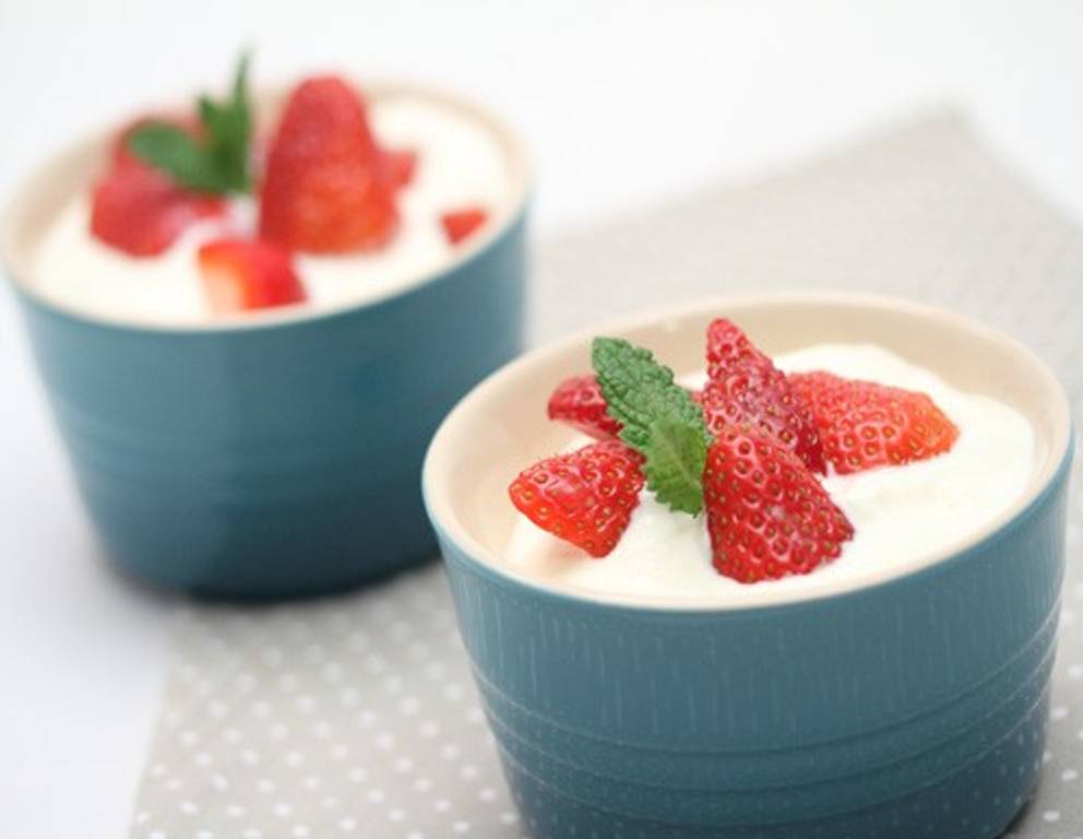 Erdbeeren mit Joghurt Erdbeeren mit Joghurt
