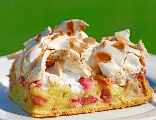 Rezept für Rhabarberkuchen mit Guss