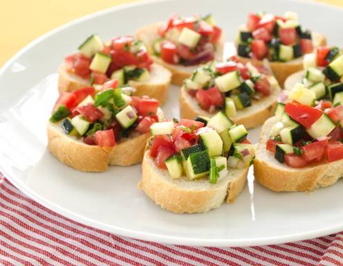 Bruschetta mit Tomaten-Zucchini-Salsa