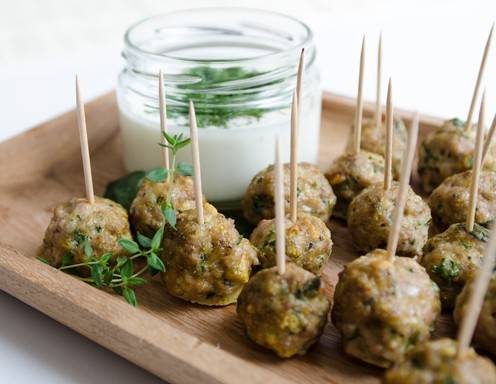 Rezept für Fleischbällchen mit Limetten Dip