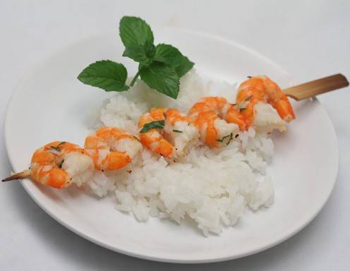 Garnelenspieße in Kokosmarinade Rezept
