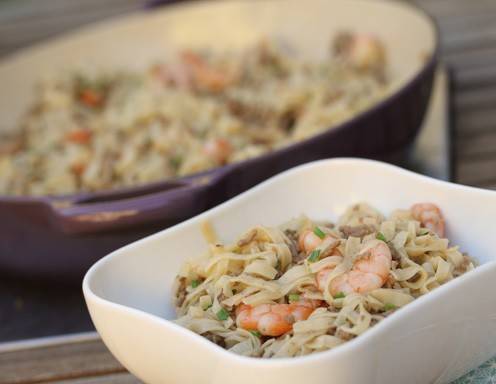 Eiernudeln mit Shrimps und Faschiertem Rezept