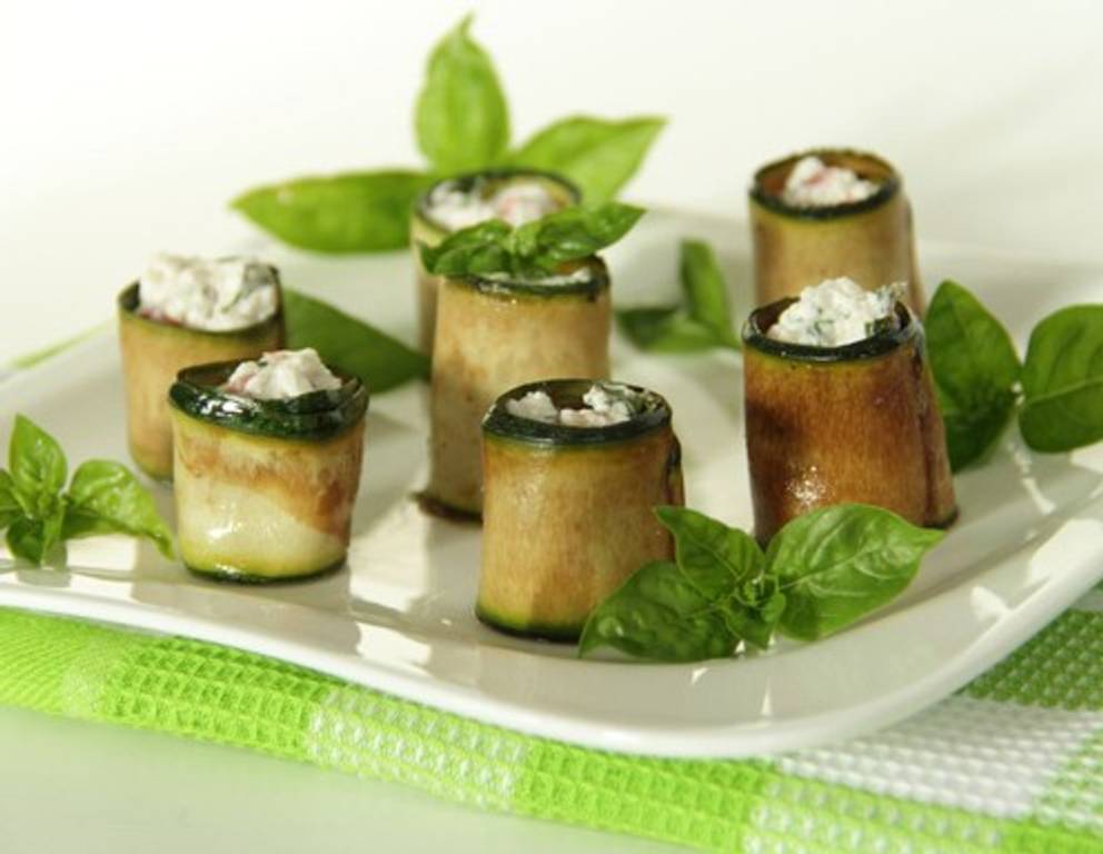 Gefüllte Zucchiniröllchen Gefüllte Zucchiniröllchen