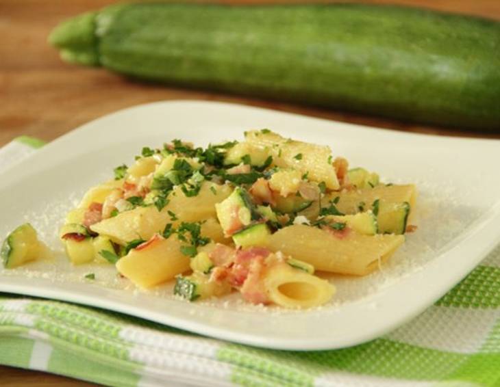 Zucchini-Carbonara