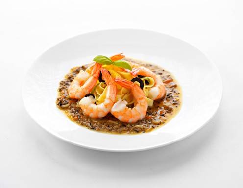  Rezept für handselektierte Shrimps mit Orangennudeln und Olivenjus