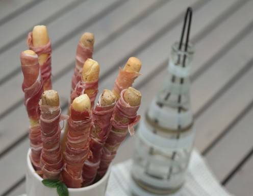 Prosciutto-Sticks