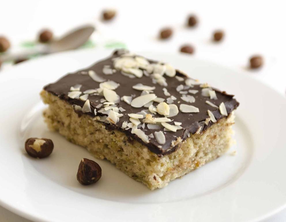 Zucchinikuchen - besonders saftig Zucchinikuchen - besonders saftig