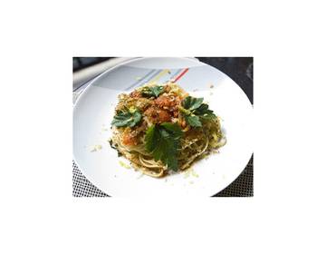 Spaghetti mit Seeigeln und Bottarga Spaghetti mit Seeigeln und Bottarga