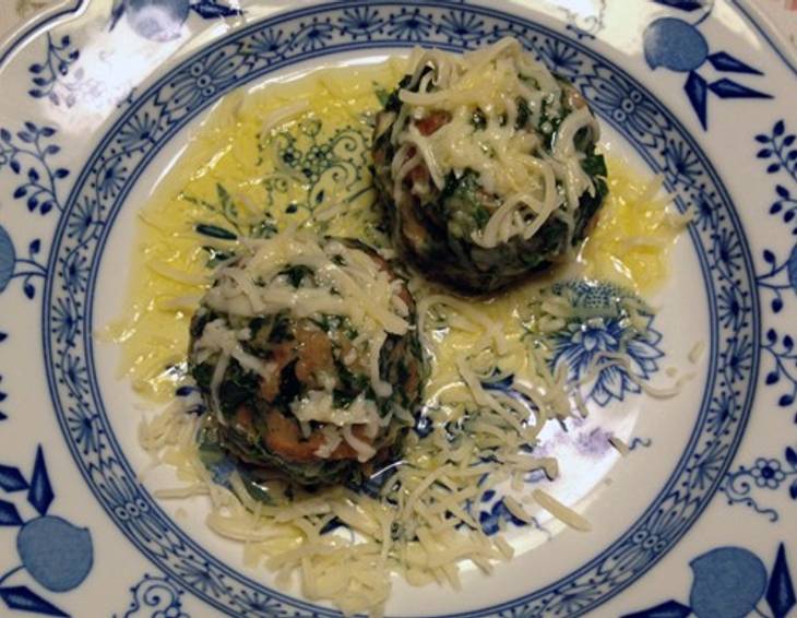 Einfache Mangoldknödel Einfache Mangoldknödel