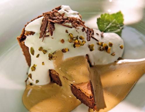 Schokoladentorte mit Kaffeeschaum Rezept