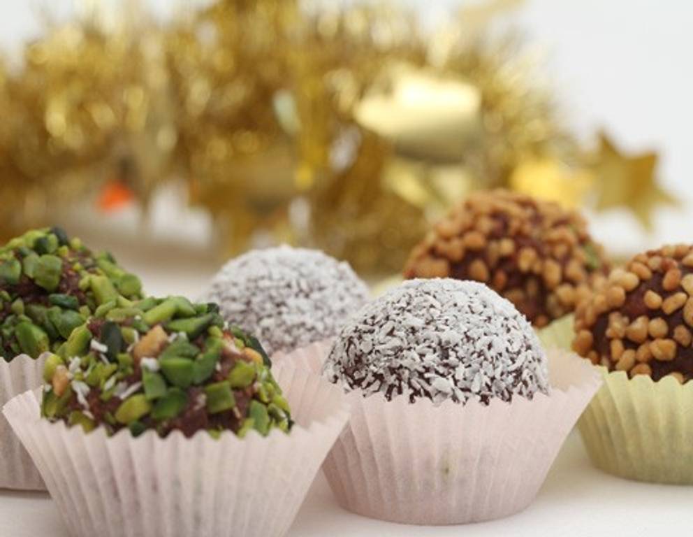 Marzipan-Punschkugeln Marzipan-Punschkugeln