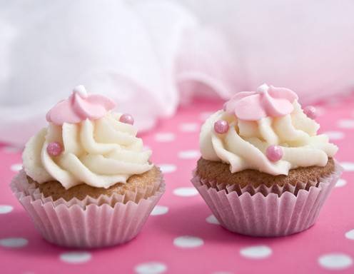 <p>Cupcakes im zarten Rosa - leicht gemacht und ein sch&ouml;ner Hingucker!</p>