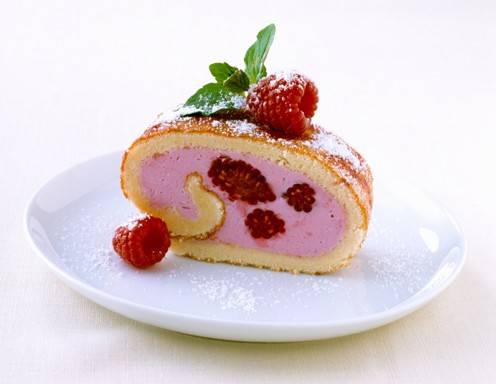 Jogurt Beeren Roulade Rezept