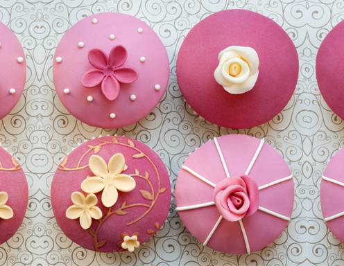 <p>Noch mehr Rosa Cupcakes Kunstwerke...</p>