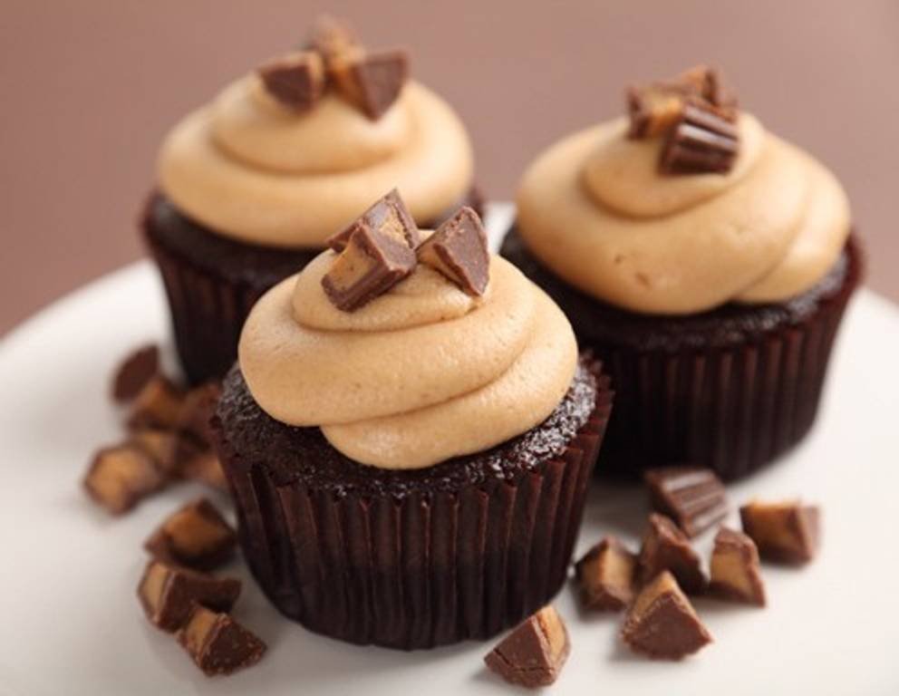 Toffee Cupcake mit Karamell-Topping Toffee Cupcake mit Karamell-Topping