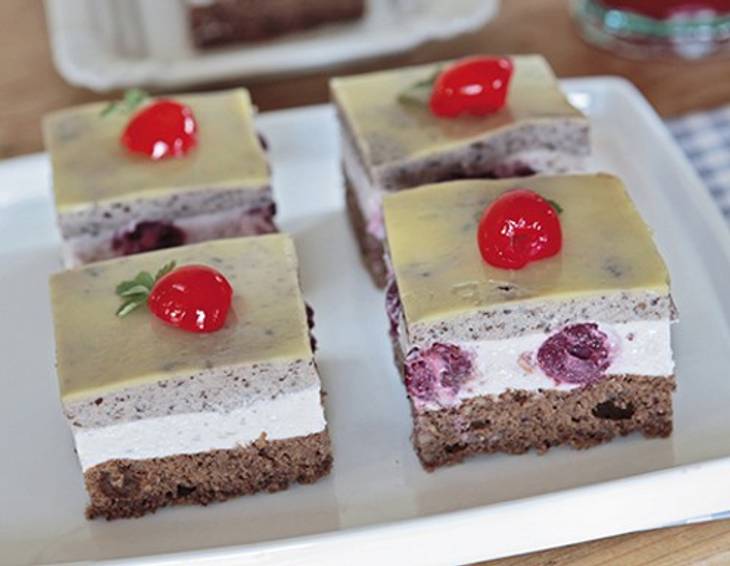 Eierlikör-Käferbohnenwürfel Eierlikör-Käferbohnenwürfel