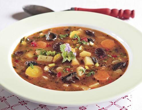 Käferbohnensuppe mit Morcheln