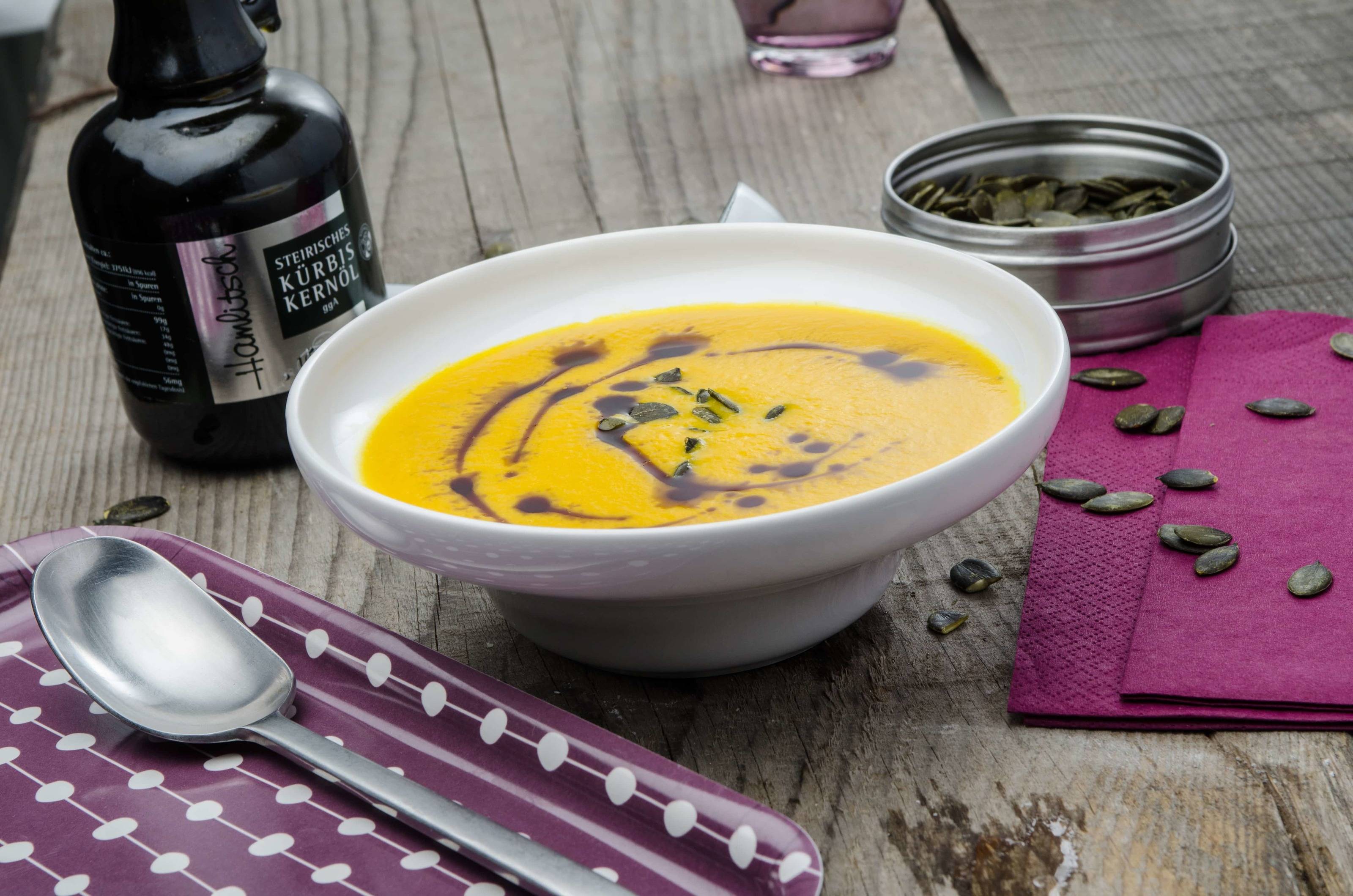 Kürbiscremesuppe Rezept - ichkoche.de Kürbiscremesuppe Rezept - ichkoche.de