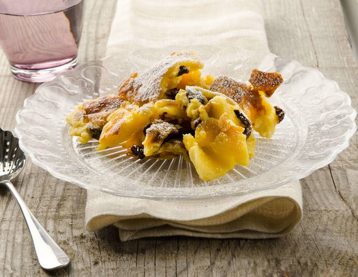 Kaiserschmarren für Anfänger mit Zwetschkenröster Kaiserschmarren für Anfänger mit Zwetschkenröster