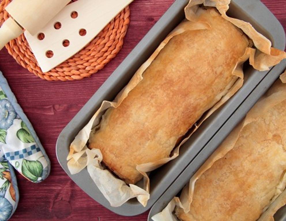 Kürbis-Radicchio-Strudel mit Walnusspesto Kürbis-Radicchio-Strudel mit Walnusspesto