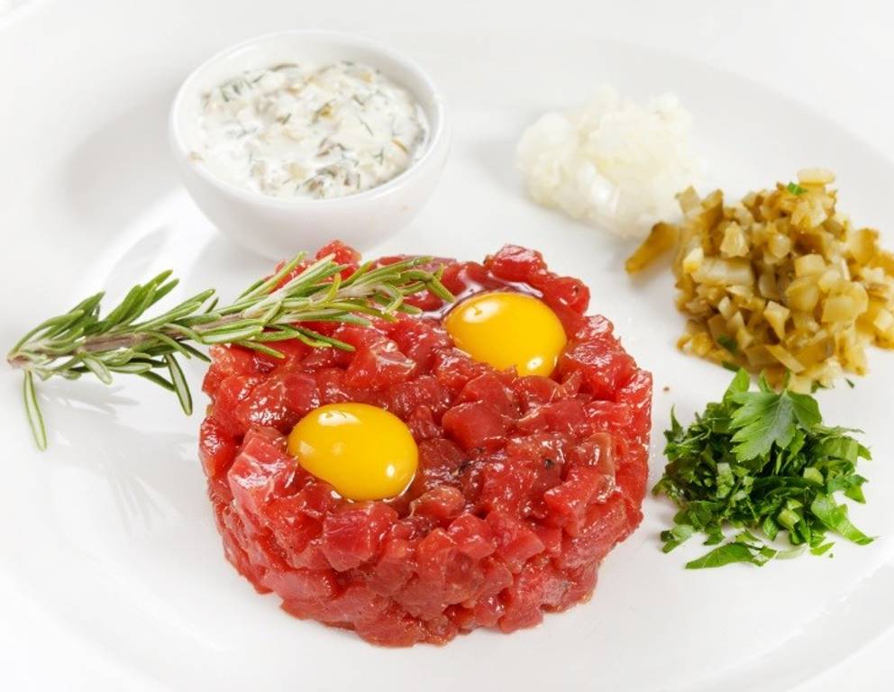 Festliches Beef Tatar zum Selbermachen Festliches Beef Tatar zum Selbermachen