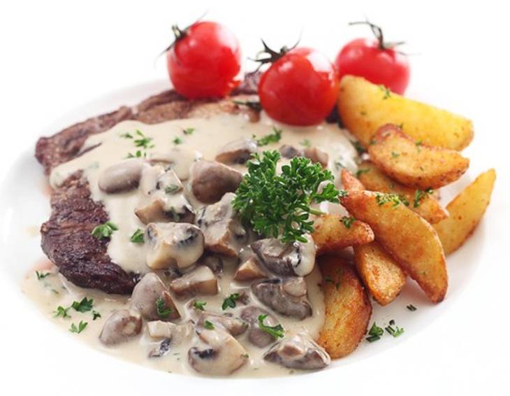 Rindslungenbratensteak mit Pilzsauce