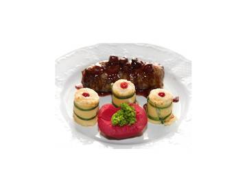 Hirschfilet mit "hochgeistigem" Weichselpüree Hirschfilet mit "hochgeistigem" Weichselpüree