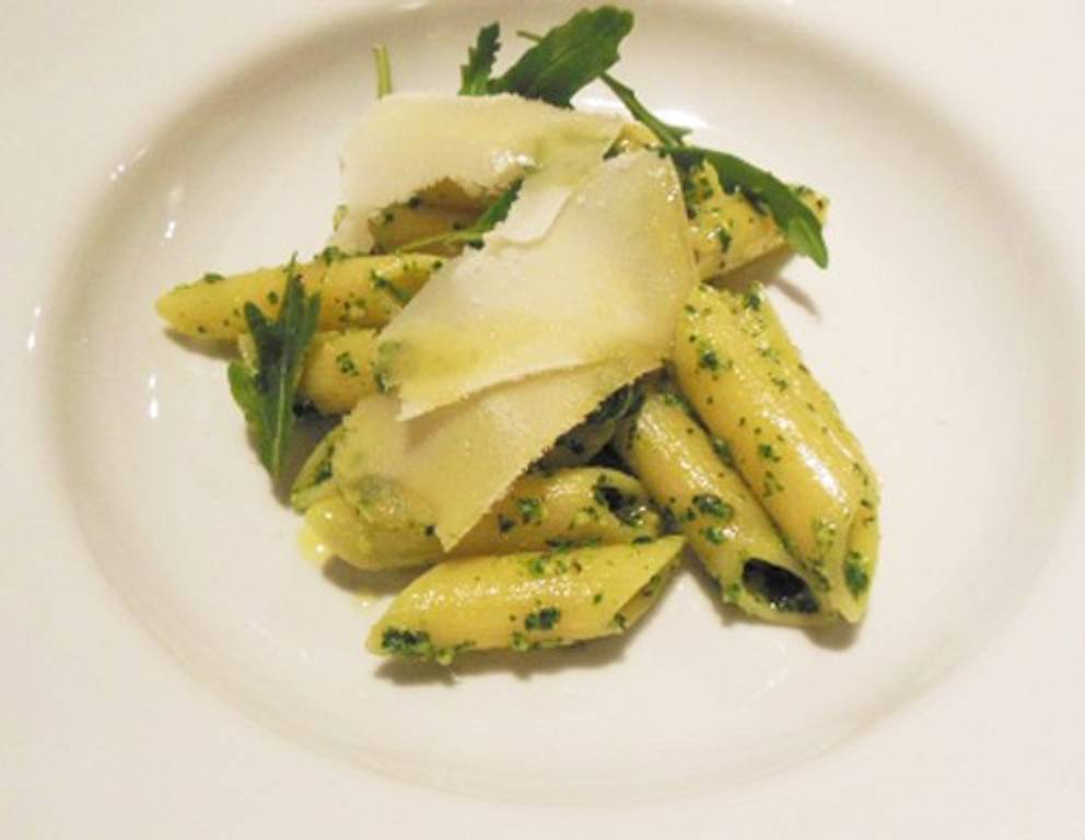 Pasta mit Ricotta und Rucolapesto Pasta mit Ricotta und Rucolapesto