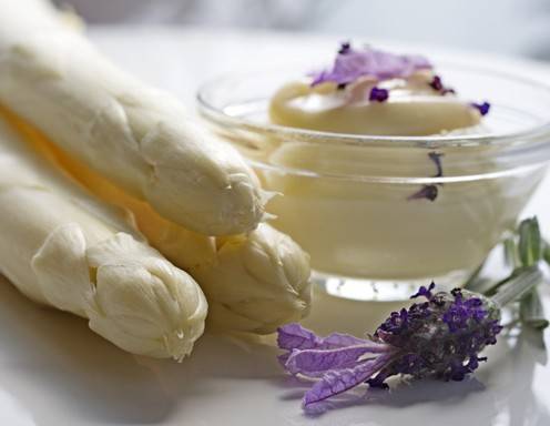 Lavandel-Hollandaise Rezept