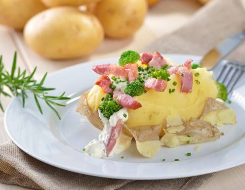 Wintergrillen - Folienerdäpfel mit Speck Rezept